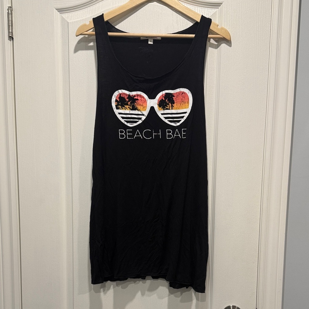 Beach Bae Women's Black Graphic Tank Top